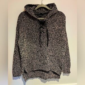 Rock & Republic Black & Beige Hooded Cable Knit Long Sleeve Sweater Size Small